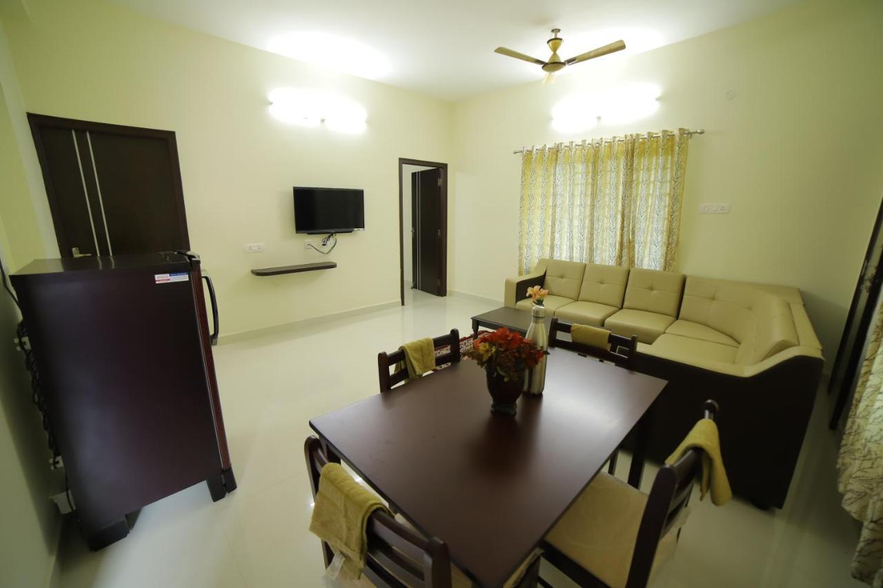Taj Homes Stay 蒂鲁帕蒂 外观 照片